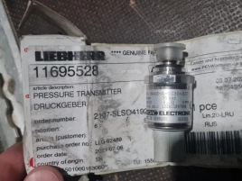 Датчик давления Liebherr 11695528