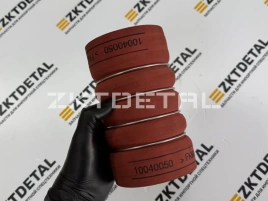Патрубок интеркулера (напорный) Liebherr 10040050