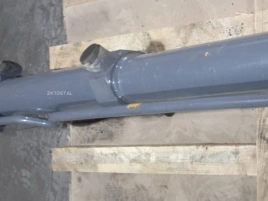 Гидроцилиндр подъема отвала Liebherr 9913649