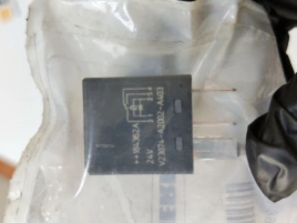 Реле Liebherr 6001682