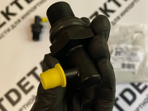 Штуцер расширительного бачка (угловой) Liebherr 10423988 фото 4