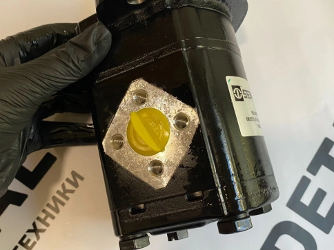 Гидромотор вентилятора SEM 5634083 фото 5