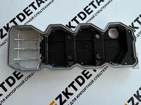 Крышка клапанная Cummins 4941858 фото 8